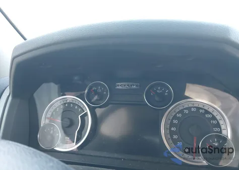 2014 Ram 1500 Outdoorsman z USA, uszkodzony, nr VIN 1C6RR7LT6ES116575